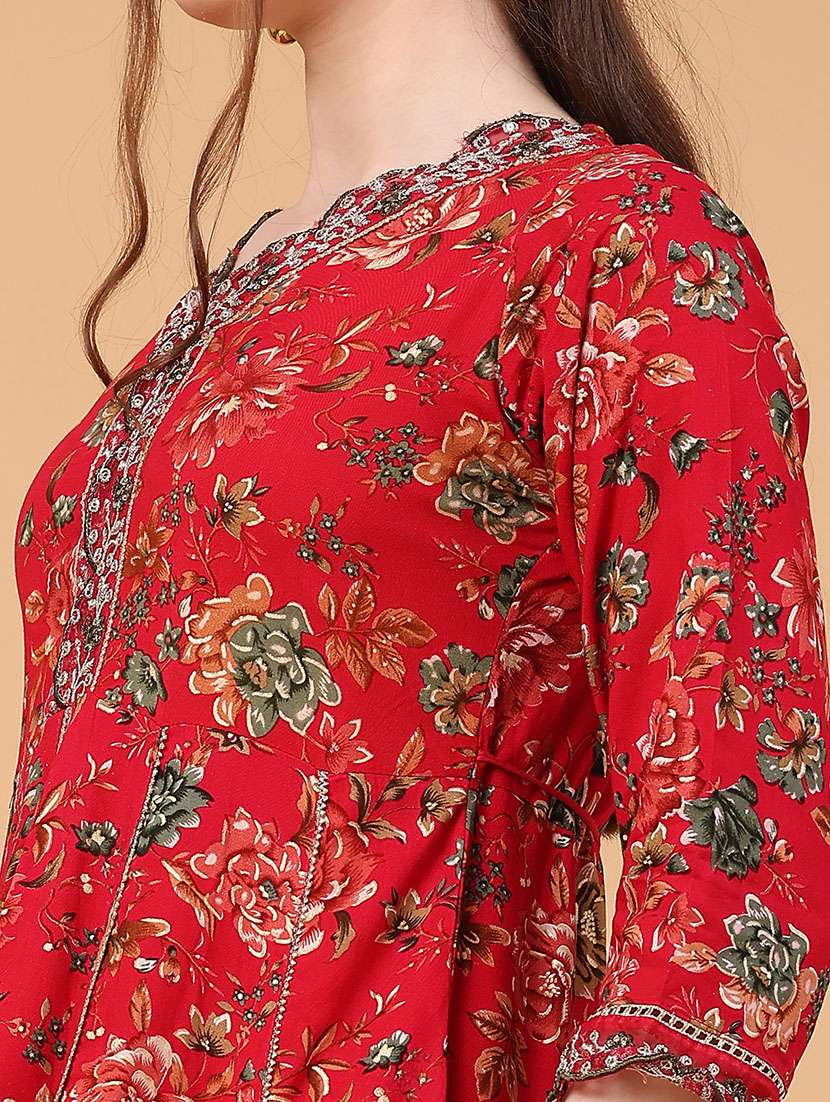 women floral three quarter sleeve kurta pant with dupatta set - 22296199 -  Standard Image - 4