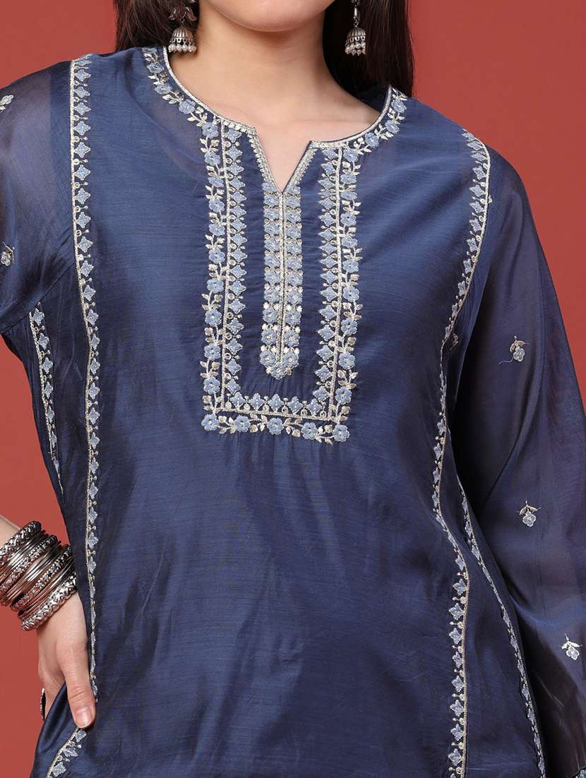 women embroidered three quarter sleeves kurta pant set - 22296567 -  Standard Image - 4