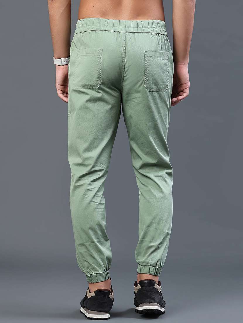 men solid mid rise regular fit jogger - 22296962 -  Standard Image - 4