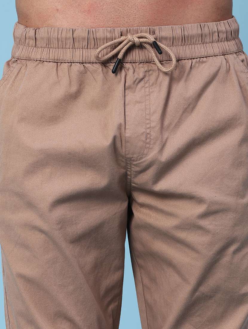 men solid mid rise regular fit jogger - 22296963 -  Standard Image - 1
