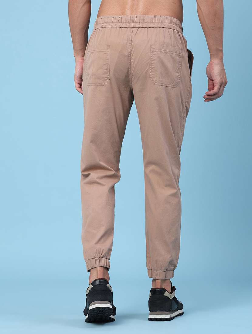 men solid mid rise regular fit jogger - 22296963 -  Standard Image - 4