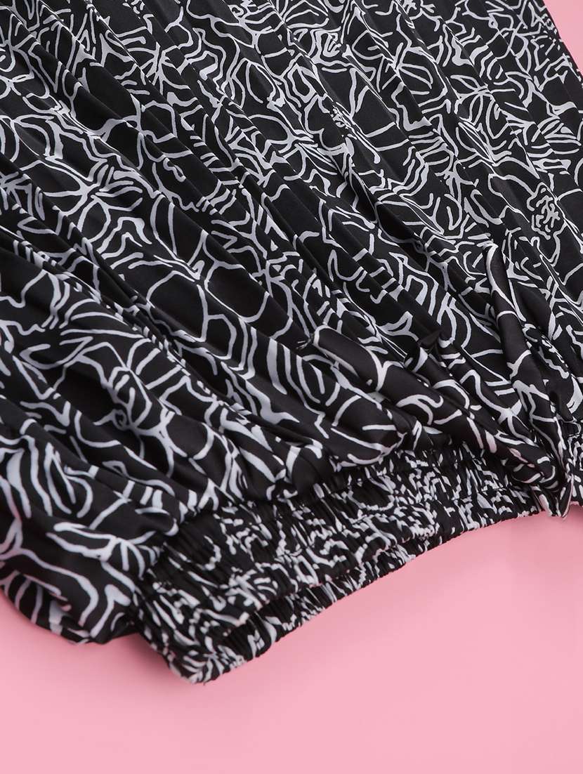 black satin flared skirt - 22298084 -  Standard Image - 4