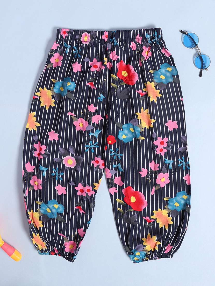 multi colored cotton cargo - 22298208 -  Standard Image - 1