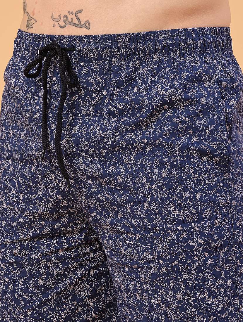 blue cotton  short - 22298348 -  Standard Image - 1