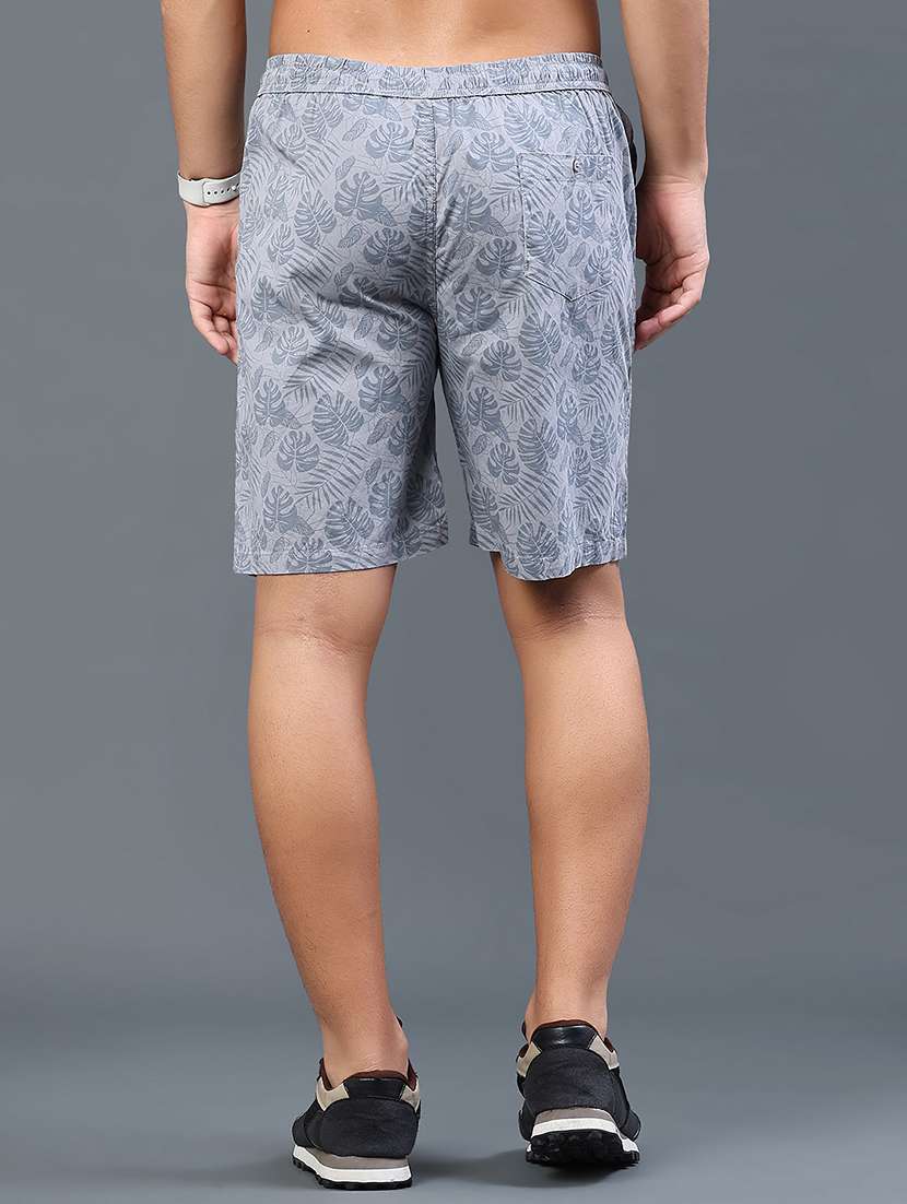 men printed mid rise regular fit shorts - 22298365 -  Standard Image - 4