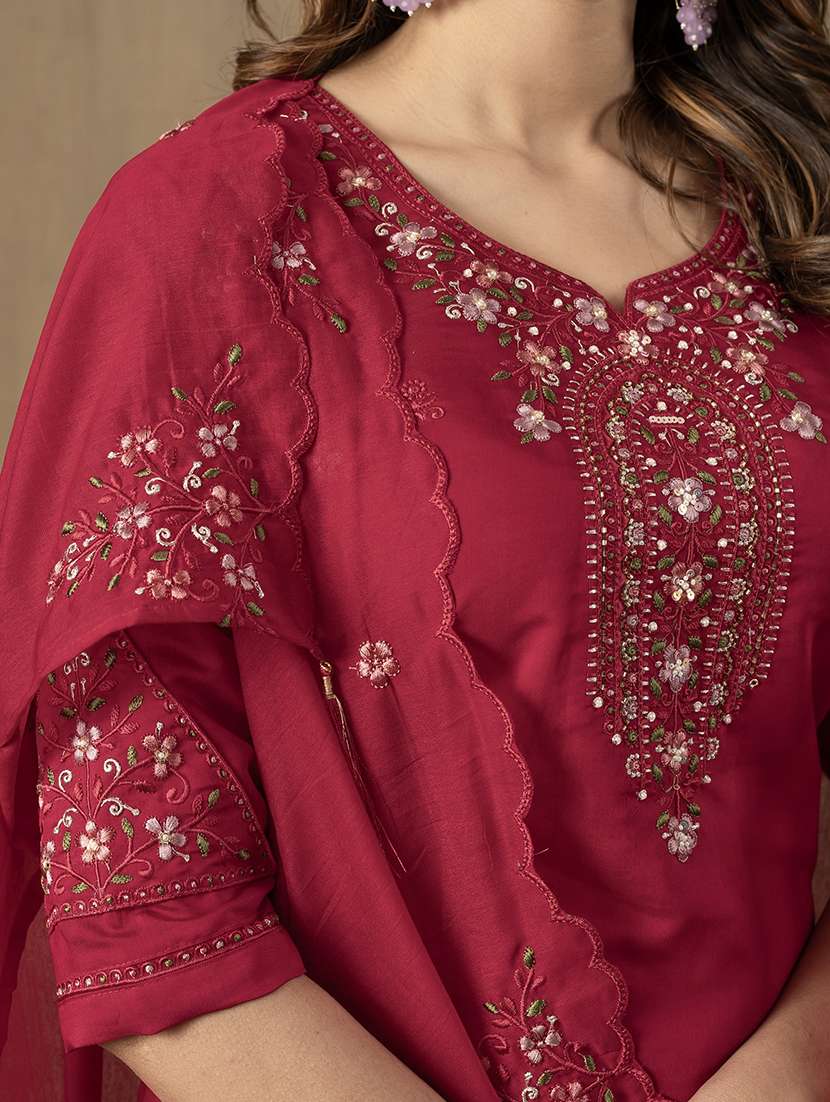 women solid with work three quarter sleeve kurta pant with dupatta set - 22298470 -  Standard Image - 4