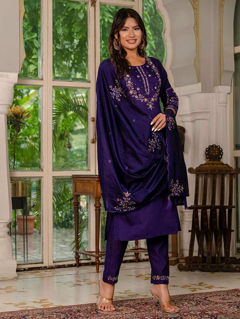 Women Solid With Work Three Quarter Sleeve Kurta Pant With Dupatta Set - 22298495 -  Standard Image - 1