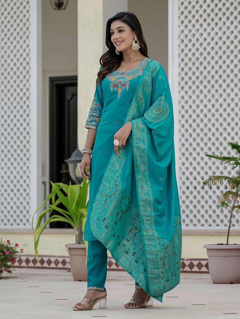women solid with work three quarter sleeve kurta pant with dupatta set - 22298500 -  Standard Image - 1