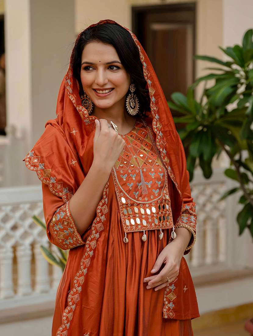 women solid with work three quarter sleeve kurta pant with dupatta set - 22298503 -  Standard Image - 1