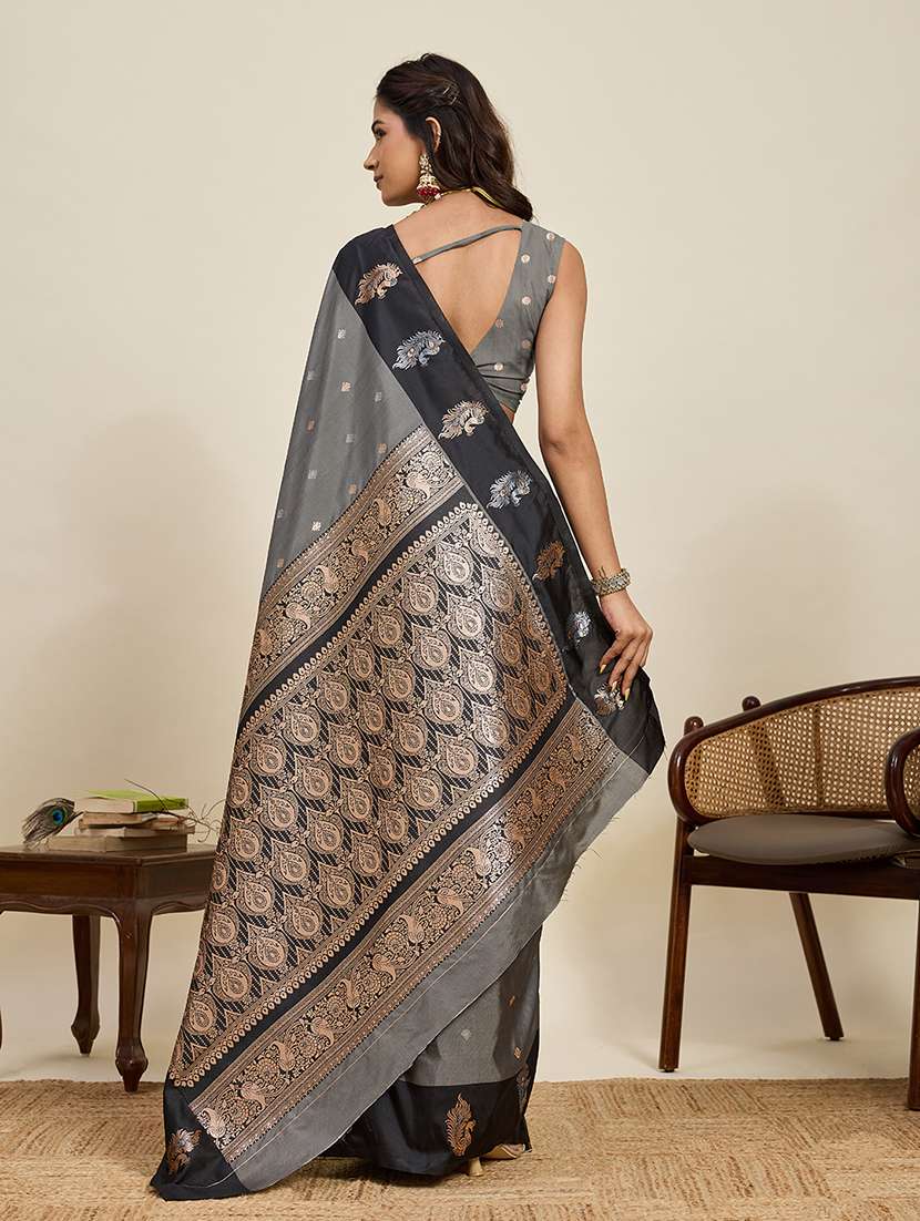 women self design banarasi saree with blouse - 22298683 -  Standard Image - 1