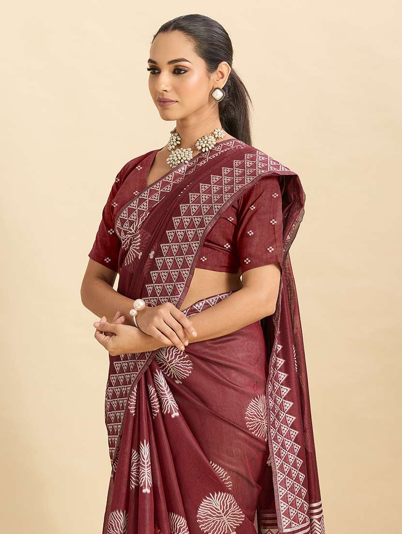 women self design bordered saree with blouse - 22298728 -  Standard Image - 4