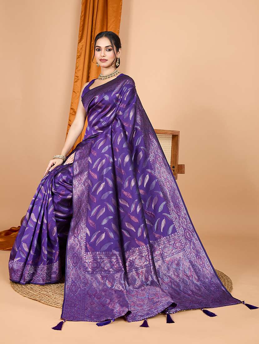 women self design banarasi saree with blouse - 22298736 -  Standard Image - 1
