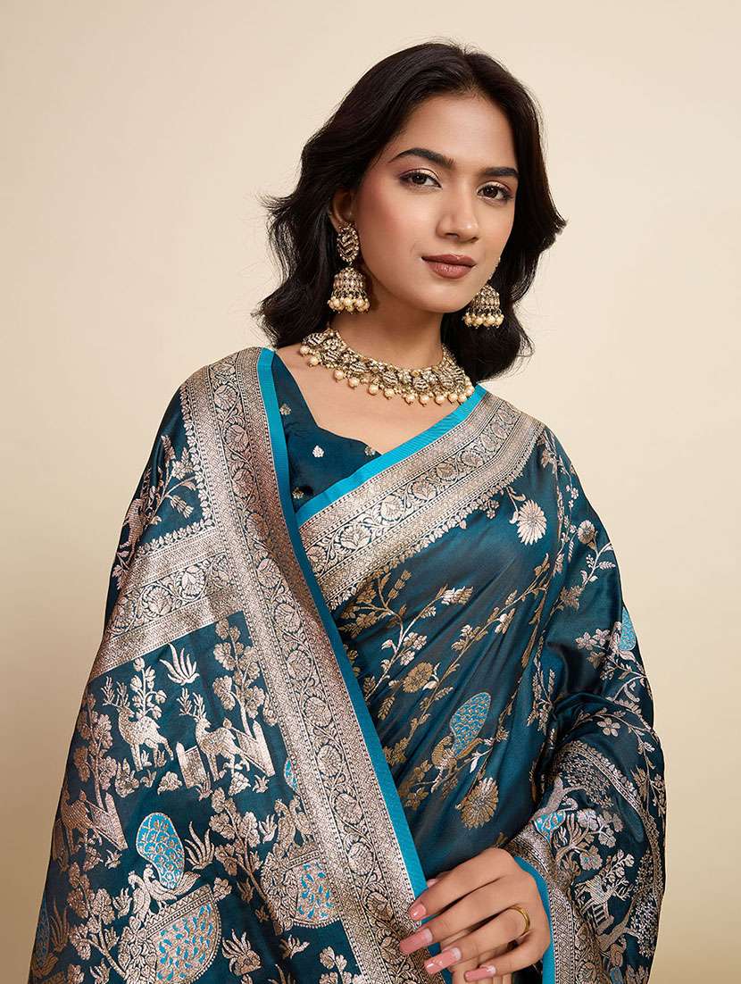 women self design banarasi saree with blouse - 22298747 -  Standard Image - 4