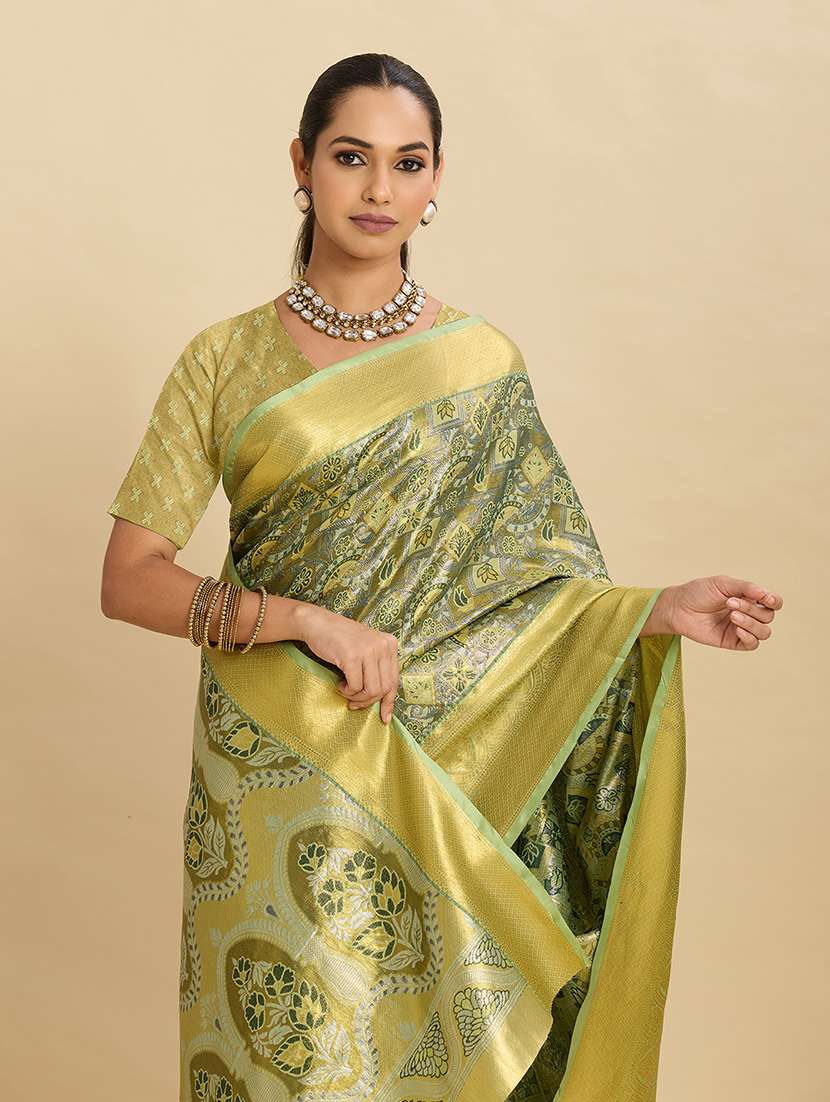 women self design kanjivaram saree with blouse - 22298761 -  Standard Image - 1