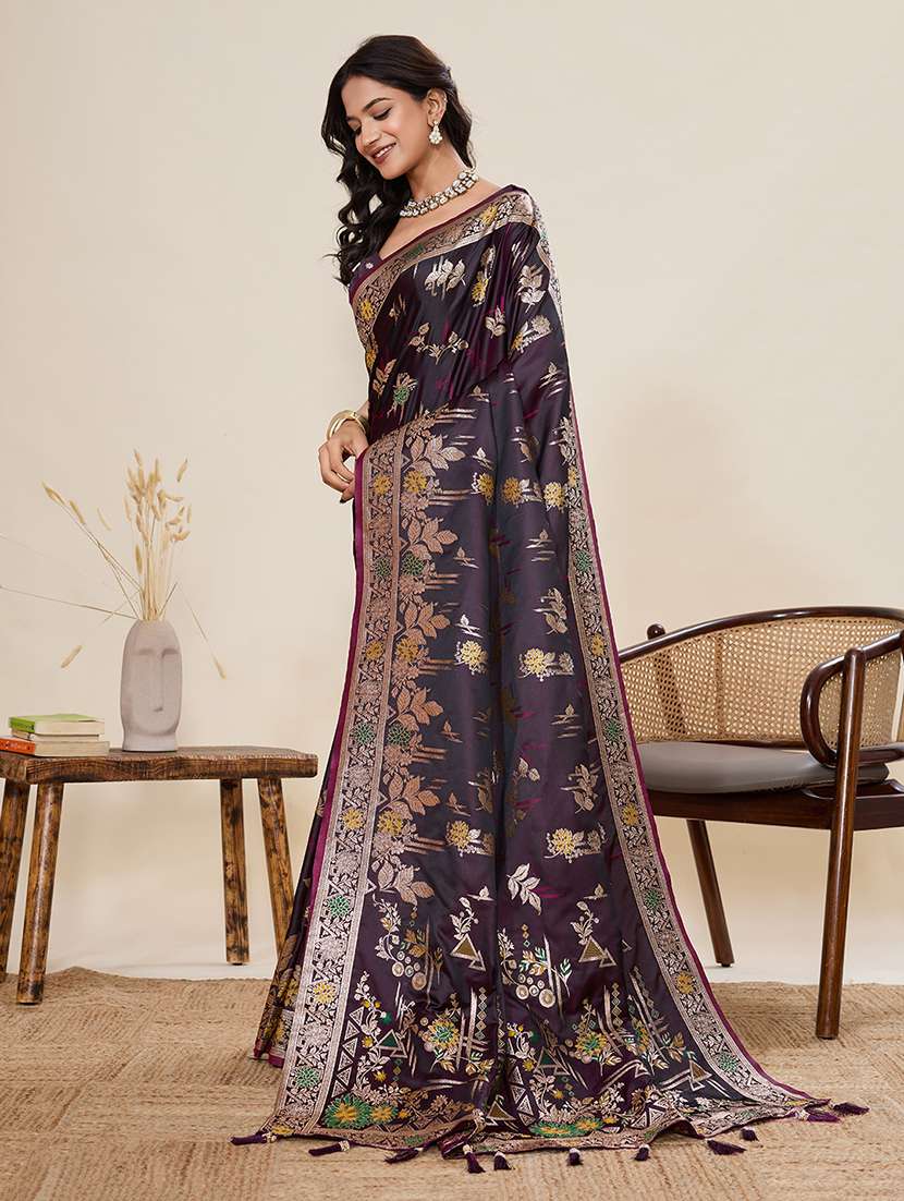 women self design banarasi saree with blouse - 22298767 -  Standard Image - 1