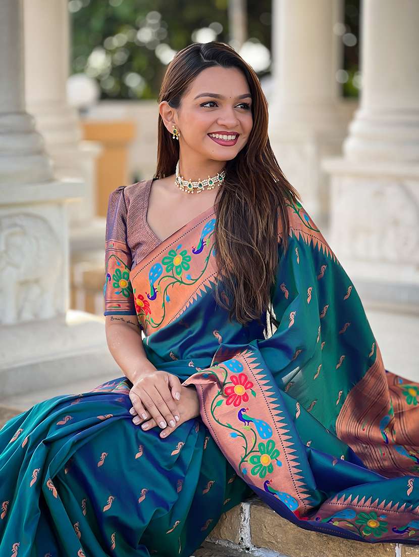 women self design paithani saree with blouse - 22298778 -  Standard Image - 4