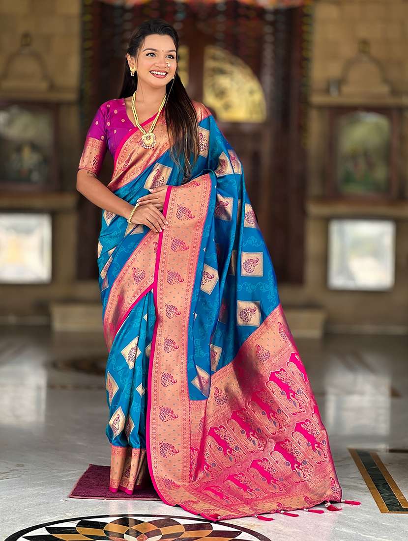 women self design banarasi saree with blouse - 22298781 -  Standard Image - 1