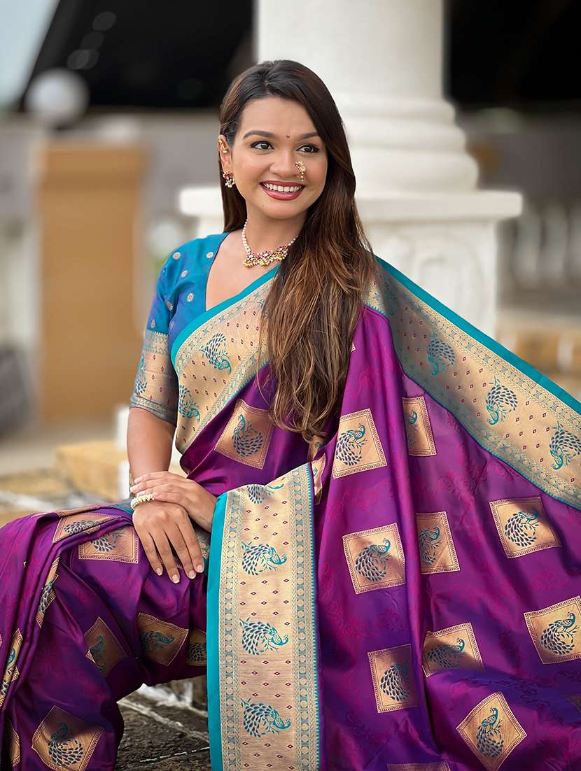 women self design banarasi saree with blouse - 22298783 -  Standard Image - 4