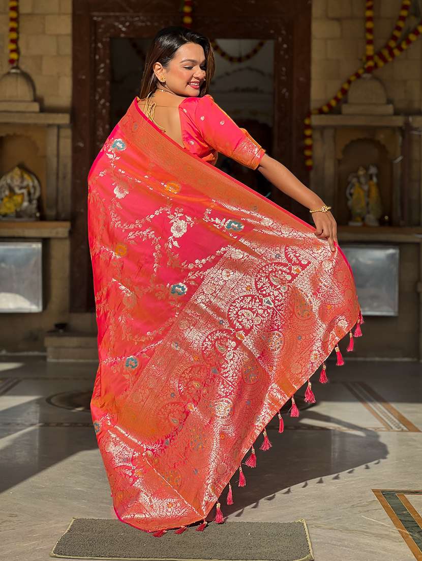 women self design banarasi saree with blouse - 22298791 -  Standard Image - 1