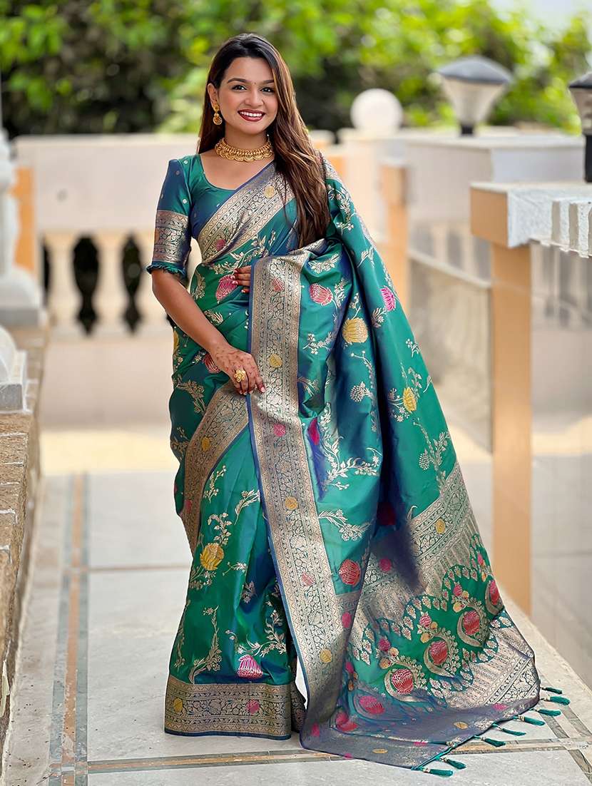 women self design banarasi saree with blouse - 22298803 -  Standard Image - 1