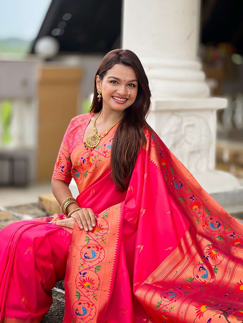 women self design paithani saree with blouse - 22298892 -  Standard Image - 4