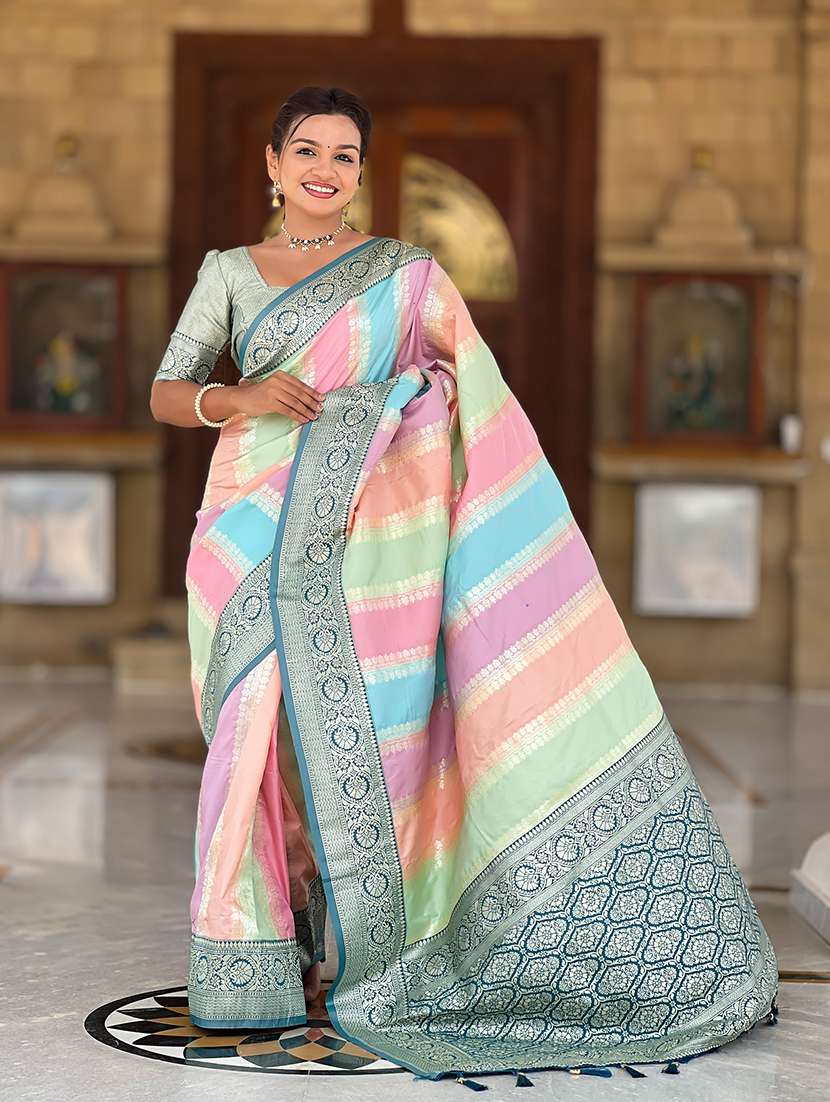 women self design banarasi saree with blouse - 22298901 -  Standard Image - 1