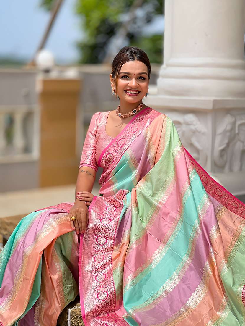 women self design banarasi saree with blouse - 22298902 -  Standard Image - 4