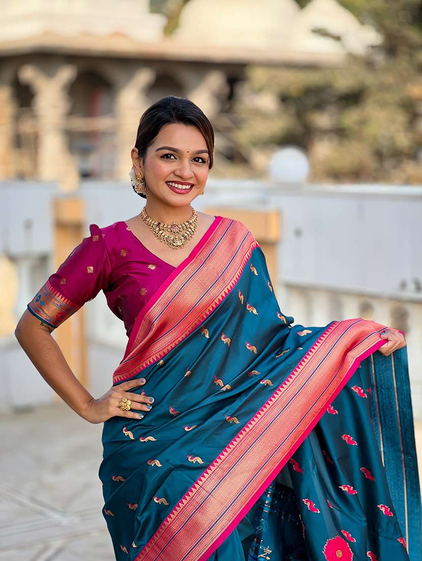 Women Self Design Paithani Saree With Blouse - 22298908 -  Standard Image - 4