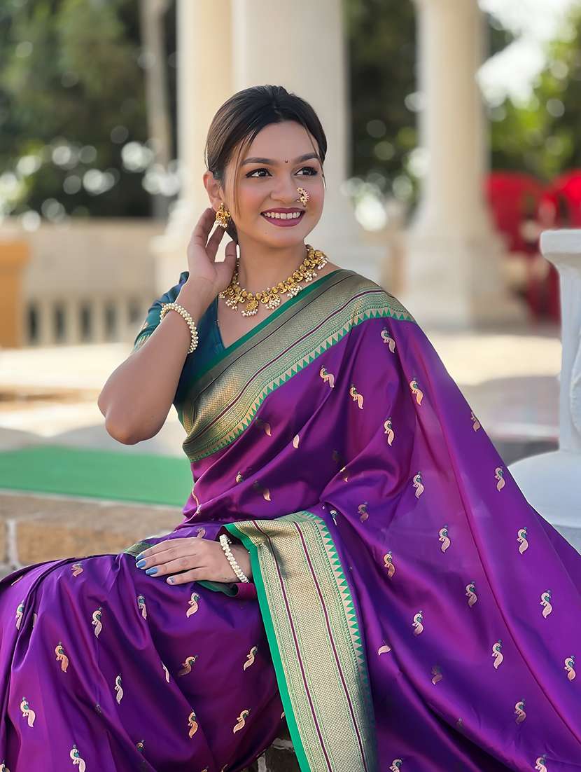 Women Self Design Paithani Saree With Blouse - 22298914 -  Standard Image - 4