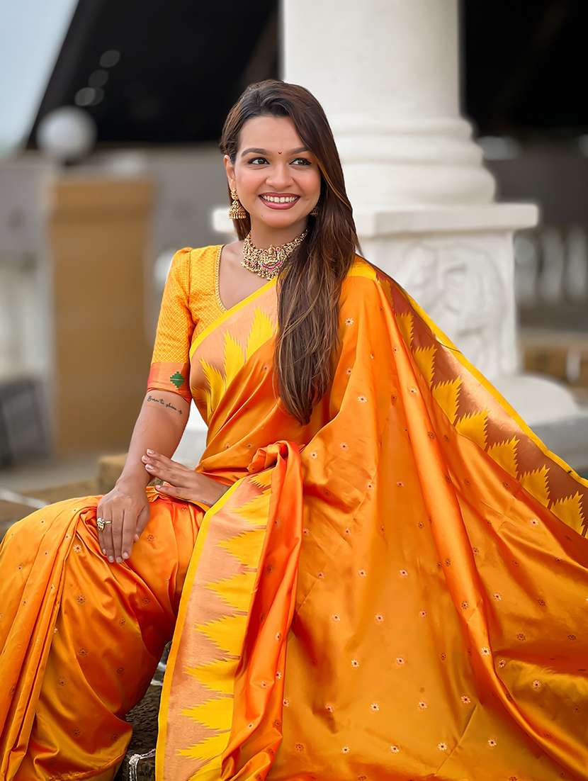 women self design paithani saree with blouse - 22298956 -  Standard Image - 4