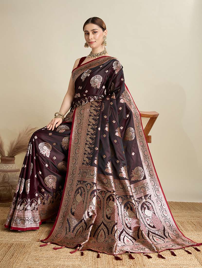 women self design banarasi saree with blouse - 22298971 -  Standard Image - 4