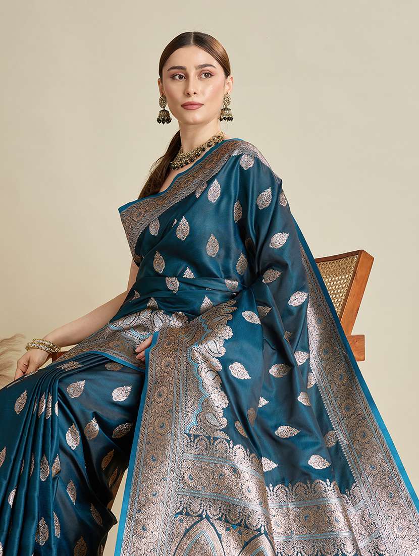 women self design banarasi saree with blouse - 22298978 -  Standard Image - 1