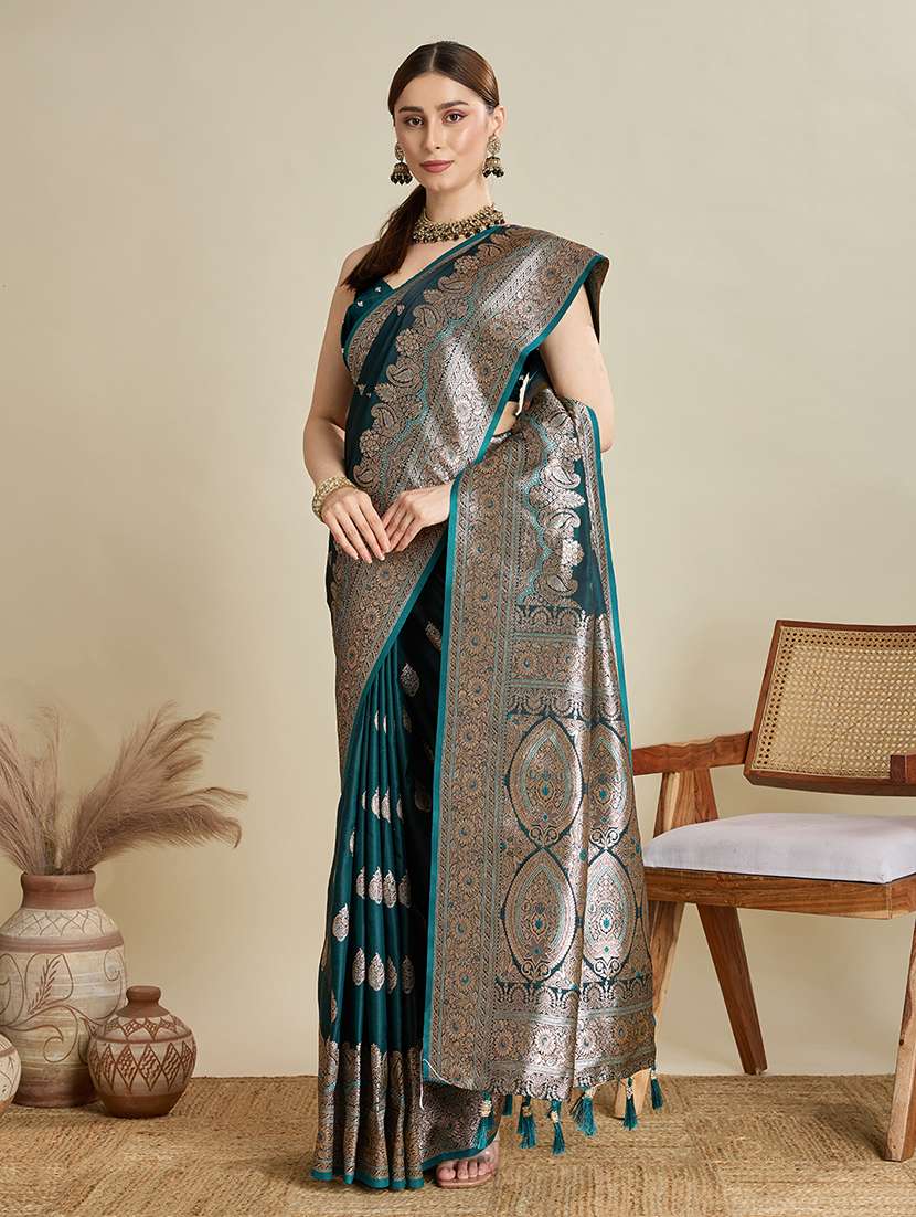 women self design banarasi saree with blouse - 22298979 -  Standard Image - 1