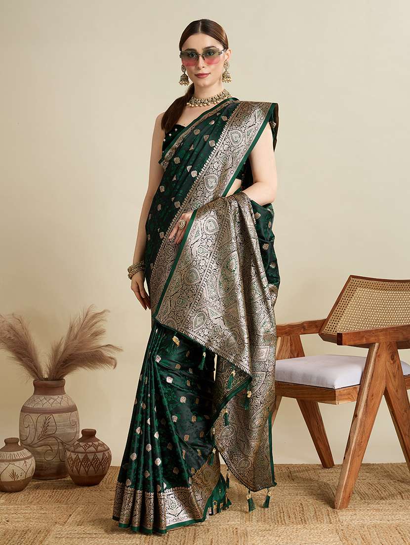 women self design banarasi saree with blouse - 22298984 -  Standard Image - 1