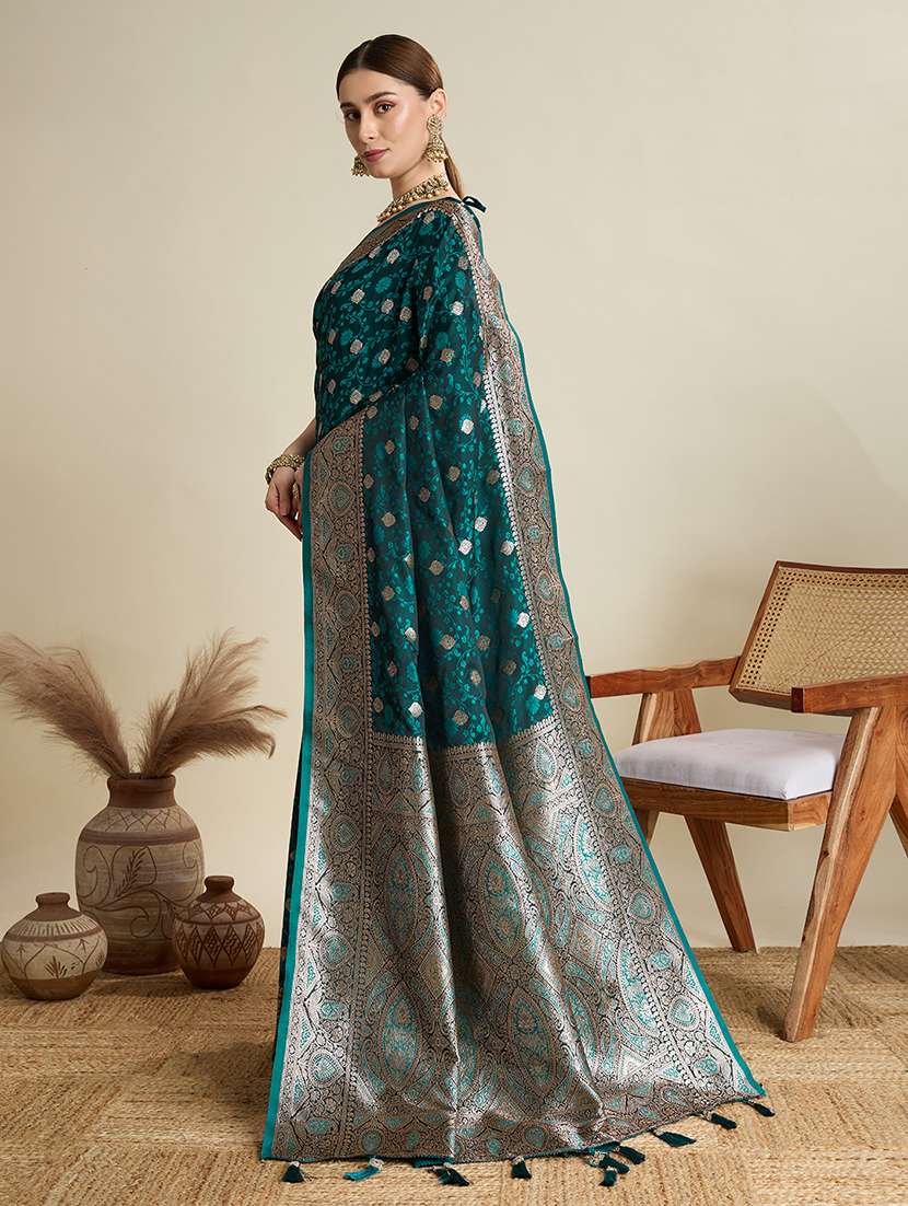 women self design banarasi saree with blouse - 22298986 -  Standard Image - 1