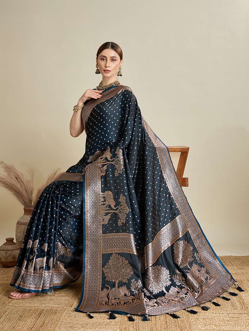 women self design banarasi saree with blouse - 22298990 -  Standard Image - 4