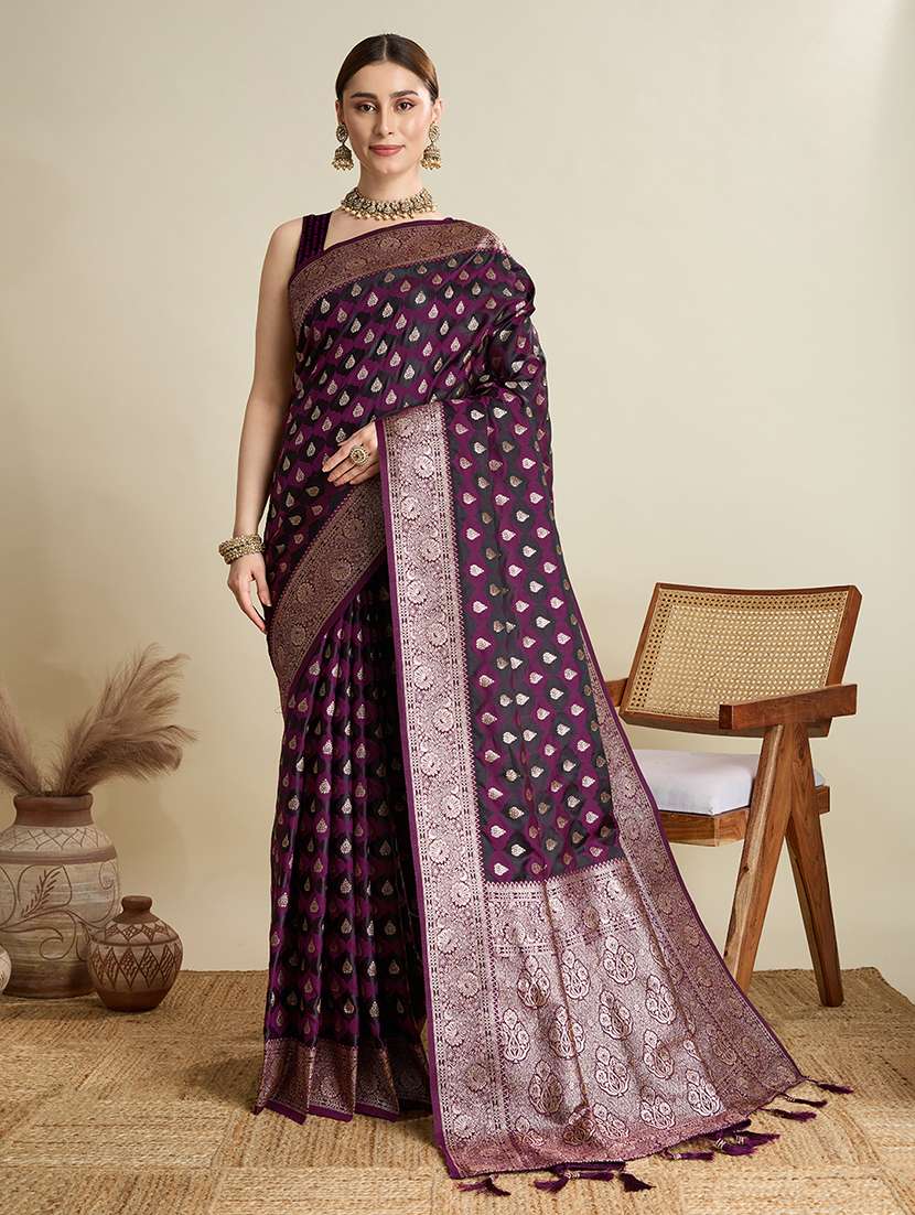 women self design banarasi saree with blouse - 22298998 -  Standard Image - 1