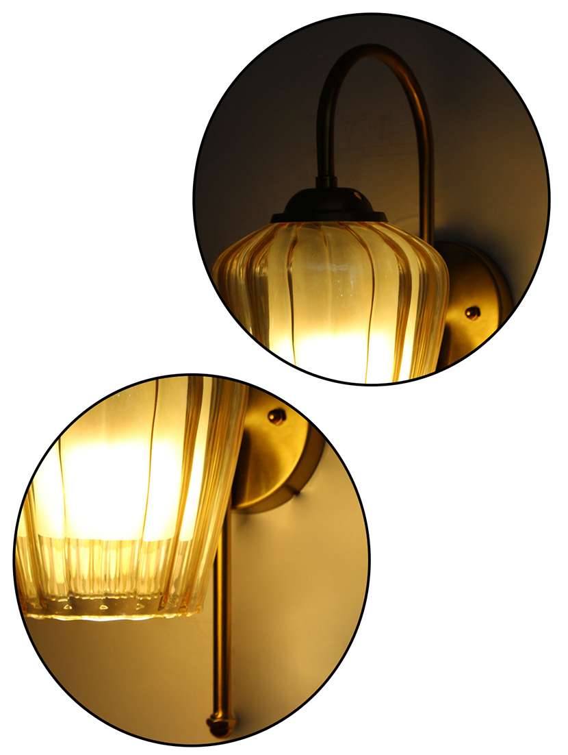 antique bend gold tulip shape wall light - 22299114 -  Standard Image - 4