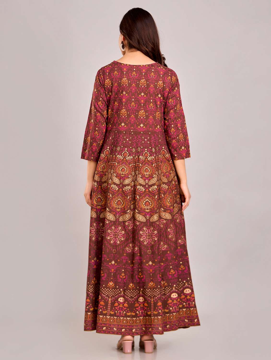 women printed three quarter sleeve ethnic dress - 22299136 -  Standard Image - 4