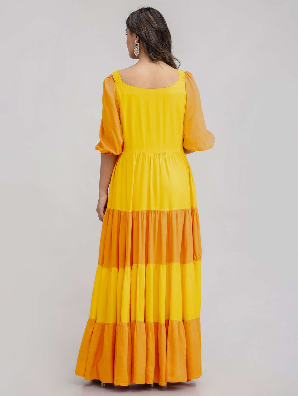 women color block puff sleeve tiered maxi dress - 22299146 -  Standard Image - 4