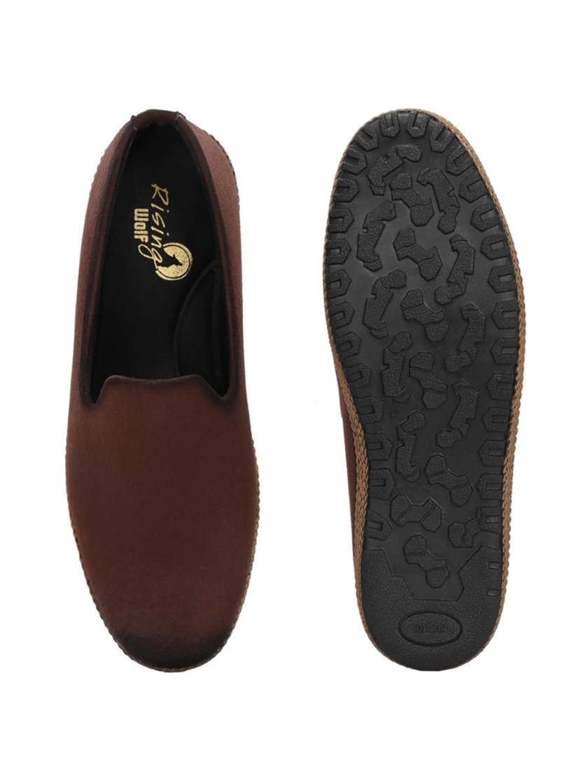men brown slip on loafer - 22299461 -  Standard Image - 4