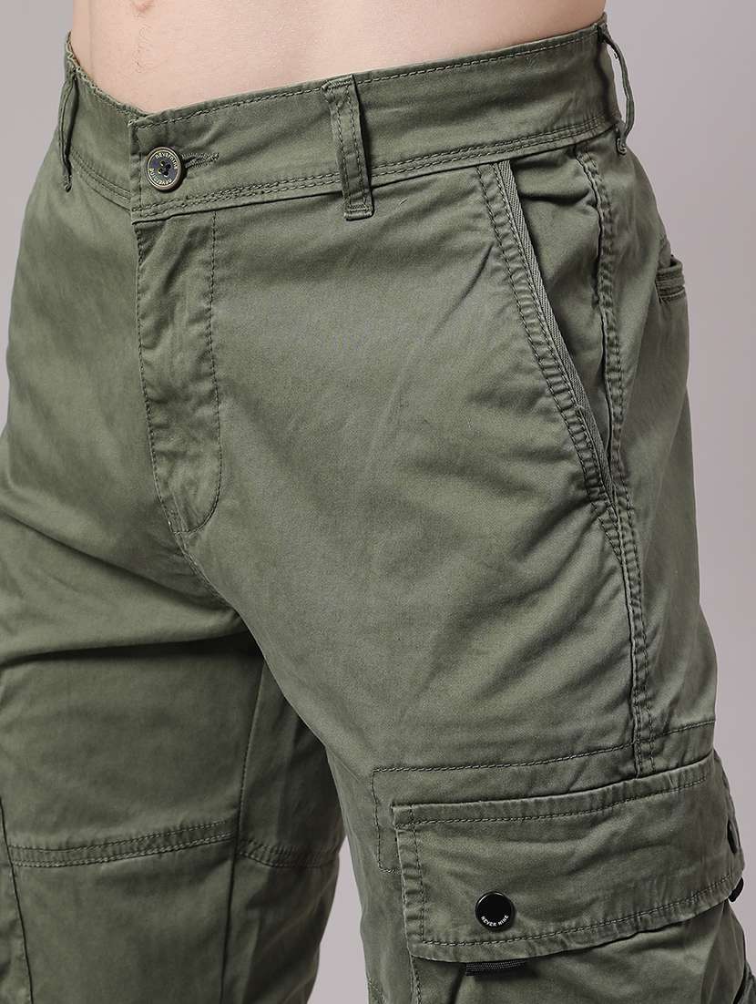 men solid mid rise regular fit cargo  - 22299924 -  Standard Image - 1