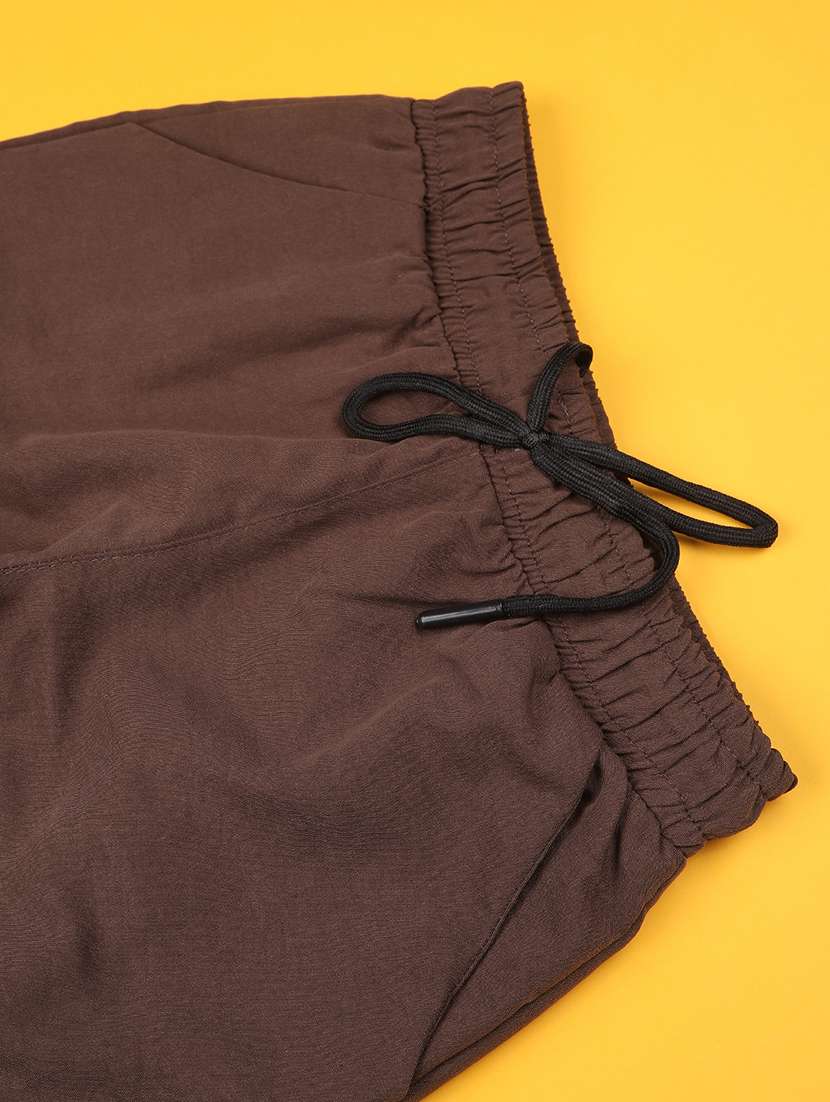 brown poly cotton plain cargo - 22299976 -  Standard Image - 4