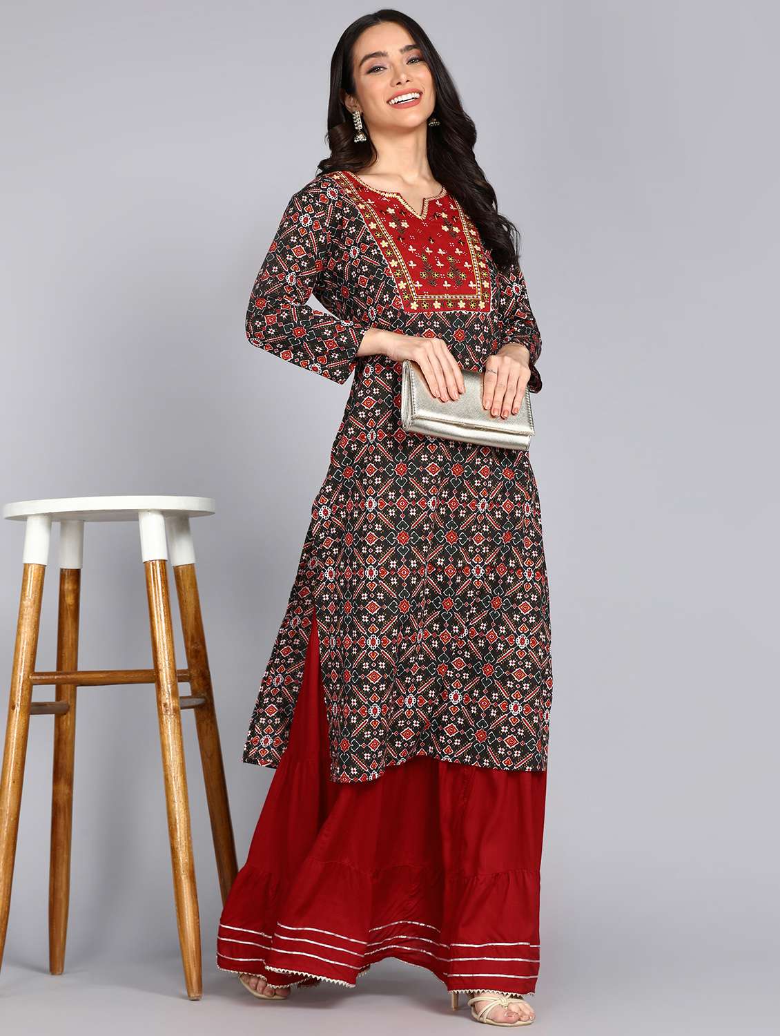 women printed three quarter sleeve straight kurta