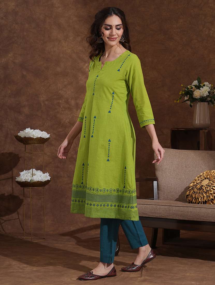 women self design three quarter sleeve a-line kurta - 22300528 -  Standard Image - 1
