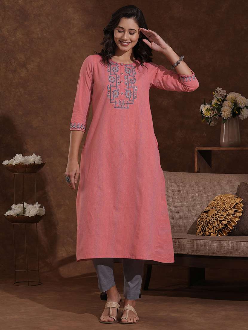 women self design three quarter sleeve a-line kurta - 22300530 -  Standard Image - 1