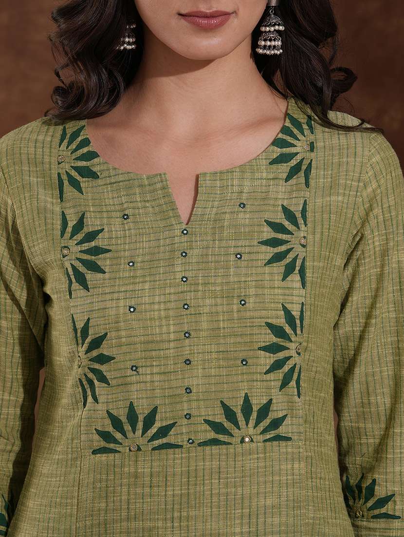 women self design three quarter sleeve straight kurta - 22300551 -  Standard Image - 6