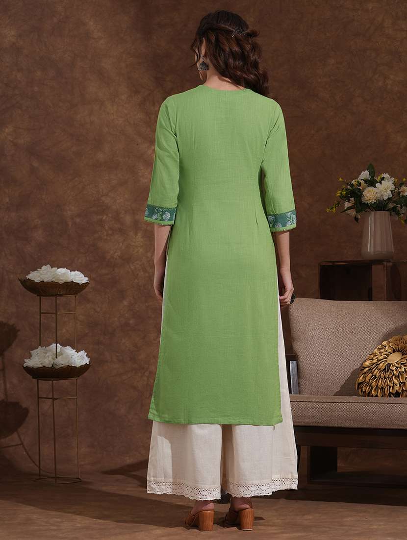 women floral three quarter sleeve straight kurta - 22300553 -  Standard Image - 4