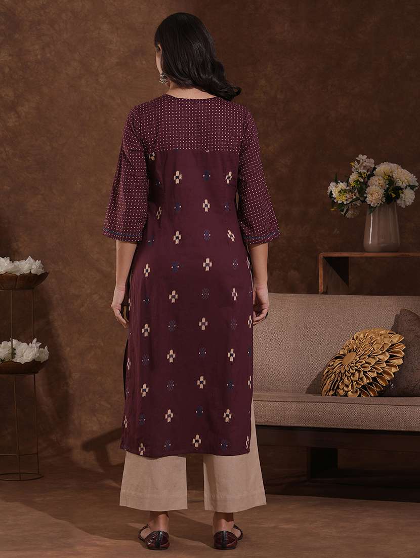 women printed three quarter sleeve a-line kurta - 22300559 -  Standard Image - 4