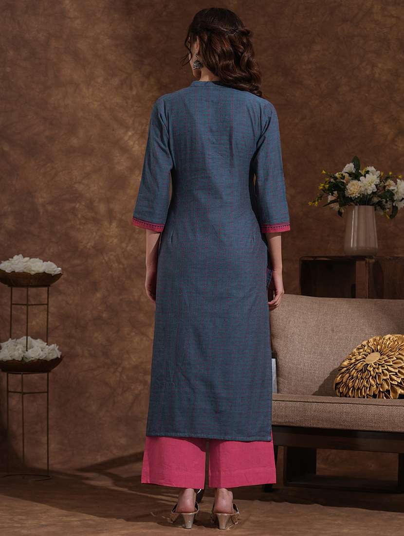 women self design three quarter sleeve straight kurta - 22300562 -  Standard Image - 4